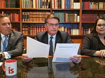 Presidente da caixa informa durante a live do Presidente Jair Bolsonaro que haverá antecipação no saque do auxílio emergencial.
