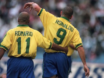 Dupla teve média de gols superior a Bebeto e Romário na Seleção e foi responsável por recorde histórico. Lesão do Baixinho em Friburgo desmontou ataque às vésperas da Copa de 98