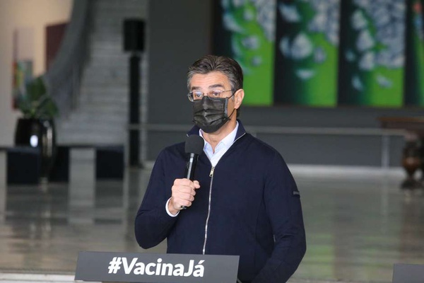 Rodrigo Garcia durante coletiva de imprensa