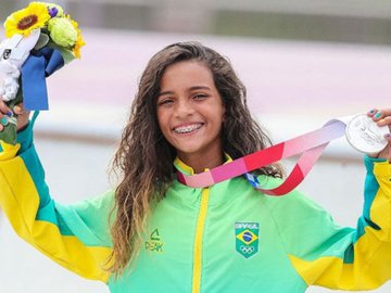 Tóquio 2020: Rayssa Leal conquista a prata e o coração dos brasileiros