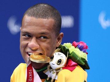 Brasil leva mais dois Ouros e um Bronze na natação em Tóquio