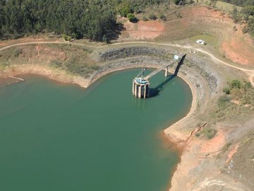Seca prejudica abastecimento de água e geração de energia no Rio e SP