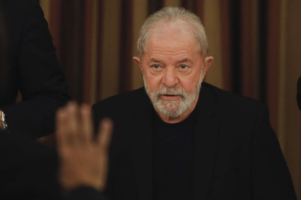 Ex-presidente Luiz Inácio Lula da Silva mantém grande vantagem na disputa pela Presidência