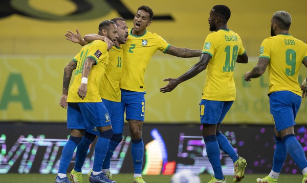 Neymar marca e se torna maior artilheiro do Brasil na competição