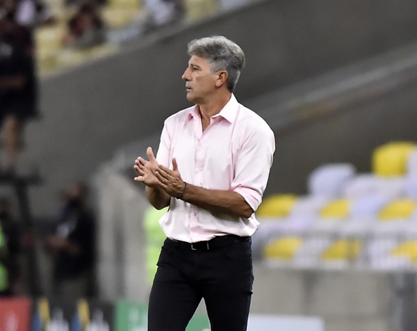 Renato Gaúcho na vitória do Flamengo sobre o Grêmio, pela Copa do Brasil, no Maracanã