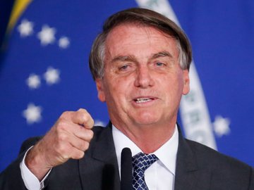 Bolsonaro critica lockdown em Araraquara e prefeito da cidade