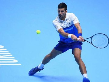 Djokovic vence disputa no Tribunal, mas Governo afirma que vai deportar o Nº 1