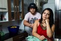 Elisângela Santos e o filho, Estevão Rodrigues, estão desempregados há dois anos. (Foto: TIAGO QUEIROZ / ESTADÃO