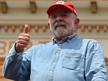 O ex-presidente e candidato Luiz Inácio Lula da Silva (PT) em ato de campanha em São Bernardo do Campo, SP, em 6 de outubro de 2022