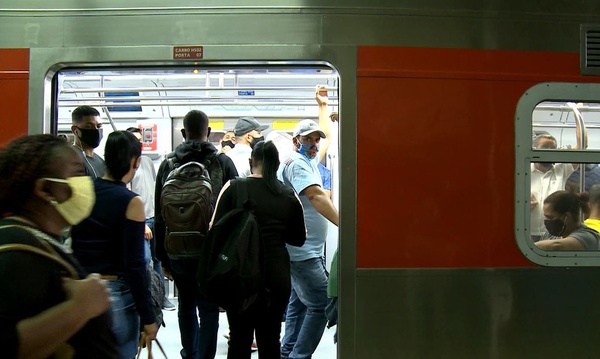 Falha na Linha 1-Azul afetou circulação de trens