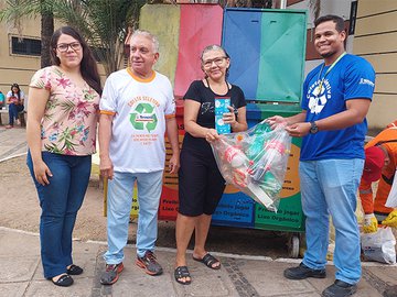 Zona Norte terá drive-thru da coleta seletiva em novembro