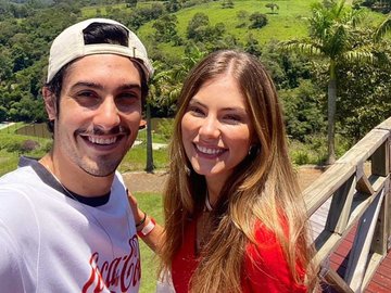 Bruna Hamú se casa oficialmente com Léo Feltrim