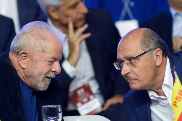 Cerimônia de diplomação oficializa vitória da chapa Lula-Alckmin, mas, para o evento ocorrer, é necessária a aprovação da prestação de contas da dupla
