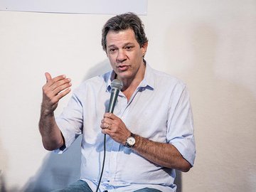 Haddad pede que o governo Bolsonaro não prorrogue a desoneração para combustíveis