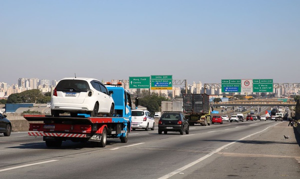 Objetivo é prevenir acidentes, em meio ao aumento do fluxo de carros