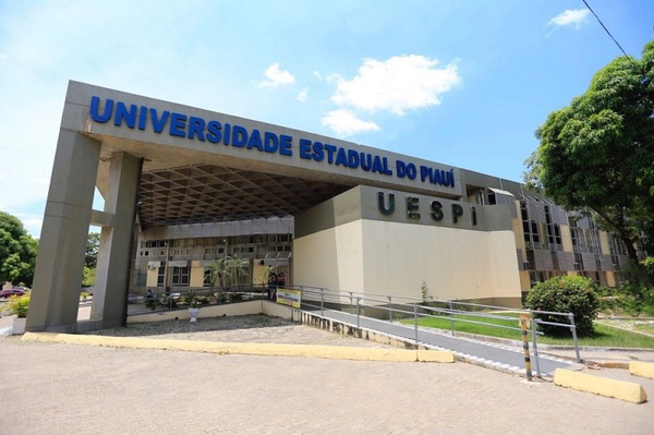 Uespi divulga edital com mais de 2 mil vagas em 70 cursos para o Sisu 2023.1