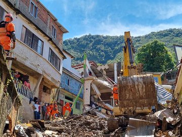 Mortes em Petrópolis chegam a 169 e supera desastres de 1988 e 2011