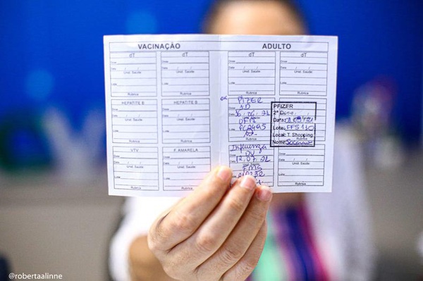 COE pede que governo exija dose de reforço no “passaporte de vacina”