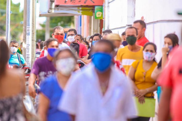 Uso de máscaras em locais abertos deixa de ser obrigatório em Teresina a partir de hoje