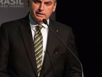 Jair Bolsonaro se reúne com WhatsApp para falar sobre Comunidades