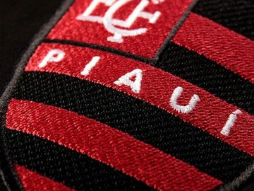 Ministério Público faz acordo com Flamengo-PI e é pago salário mínimo e passagens dos atletas