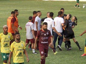 Técnico da Desportiva Ferroviária foi demitido após jogo do Estadual