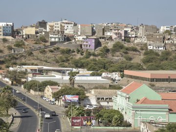 Cabo Verde decreta emergência social e econômica