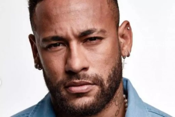 Neymar abre o jogo sobre boato de que teria traído namorada em festa