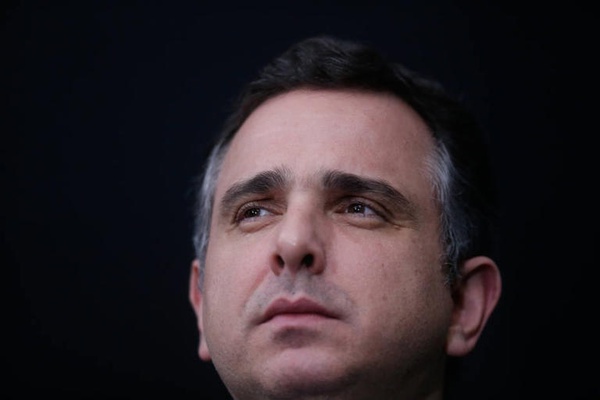 Rodrigo Pacheco; presidente do Senado fechou acordo e PEC deve ser votada hoje