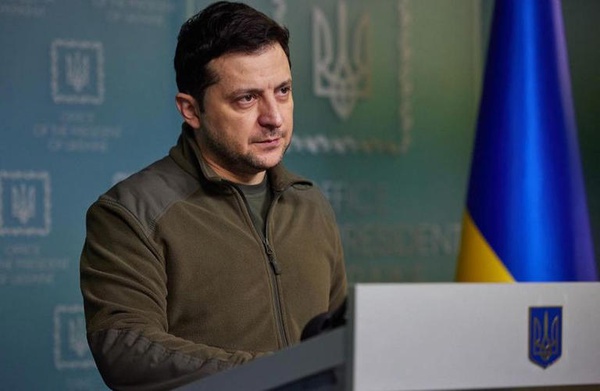 Zelensky diz que guerra com a Rússia precisa acabar antes do inverno europeu