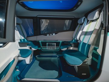 Eve, da Embraer, mostra cabine de 'carro voador' previsto para 2026