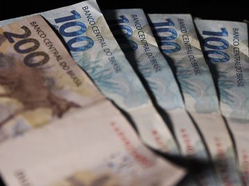 Valor mínimo para cada família é R$ 400