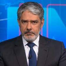 Globo toma decisão sobre William Bonner e jornalista se ausentará da bancada do ‘Jornal Nacional’ por um tempo, diz site