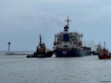 Navio Razoni deixou o porto de Odessa com destino ao Líbano