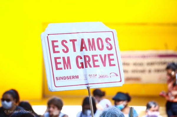 Após julgamento no TCE, professores decidem encerrar greve em Teresina