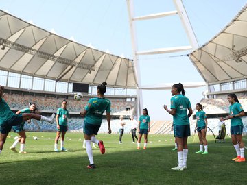 Partida que começa às 13h serve como preparação para a Copa do Mundo