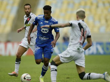 Raposa e Cruzmaltino jogam no Mineirão com transmissão da Nacional