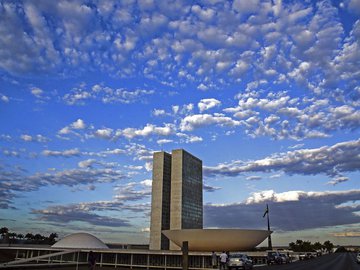 Trânsito na Esplanada dos Ministérios terá restrições