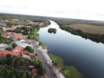 Barras já tem famílias ilhadas; rio Marataoan está a 6 cm para cota de inundação