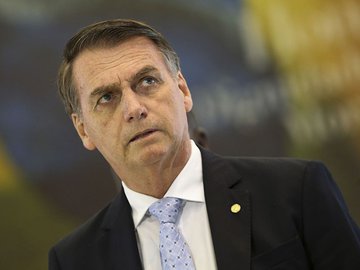 Contas eleitorais de Bolsonaro têm parecer favorável