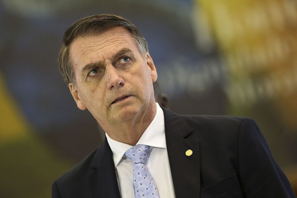 Contas eleitorais de Bolsonaro têm parecer favorável