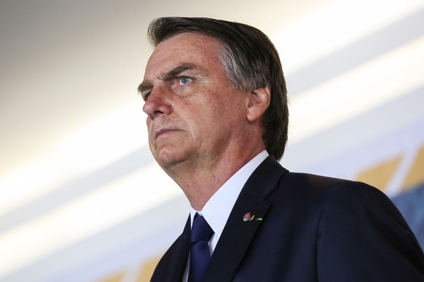 Bolsonaro defende mudanças na legislação para combater a violência