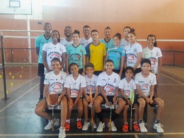 Atletas do “Badminton na Escola” disputarão etapa nacional