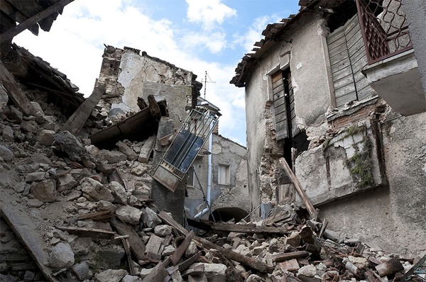 Albânia: tremor de 6,4 graus deixa ao menos 6 mortos