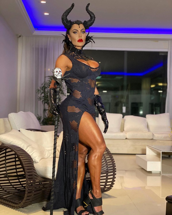 Gracyanne Barbosa leva Malévola fitness ao Halloween de Anitta