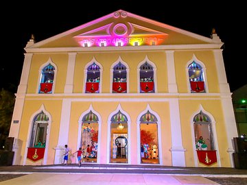 Até o dia 6 de janeiro os visitantes podem conferir diferentes espaços e apresentações culturais no local.