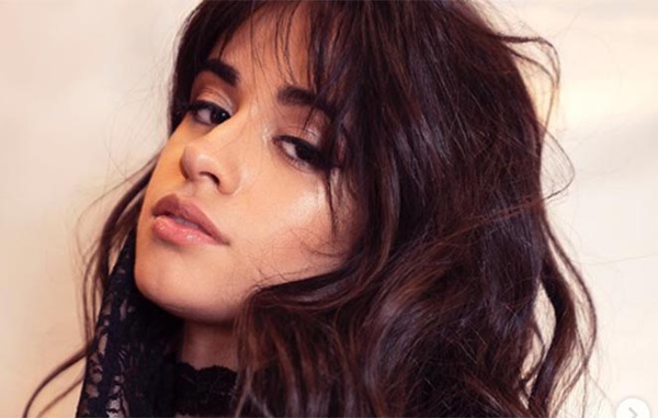 Camila Cabello pede desculpa após comentários racistas do passado