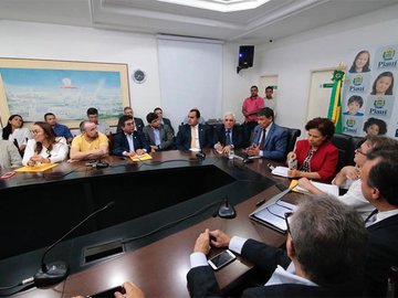 Confirmado a extinção de 19 órgãos e 2300 cargos com reforma