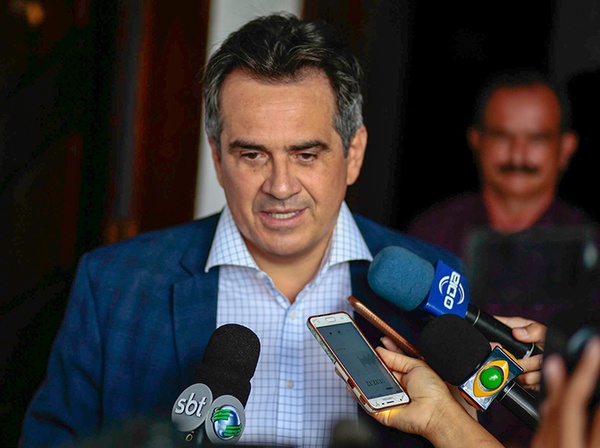 Senador Ciro Nogueira anuncia licença para eleição municipal de 2020