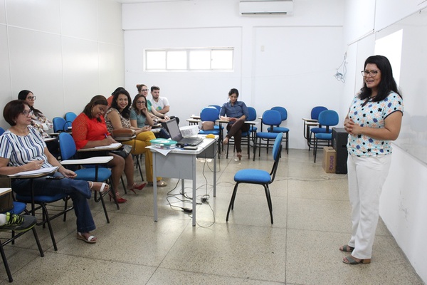 Programa Letramento em Computação cresce e alunos construirão aplicativos